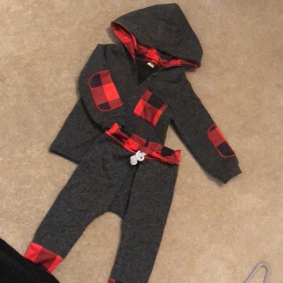 Gray and Buffalo Plaid Jogger Set - Picture 3 of 4